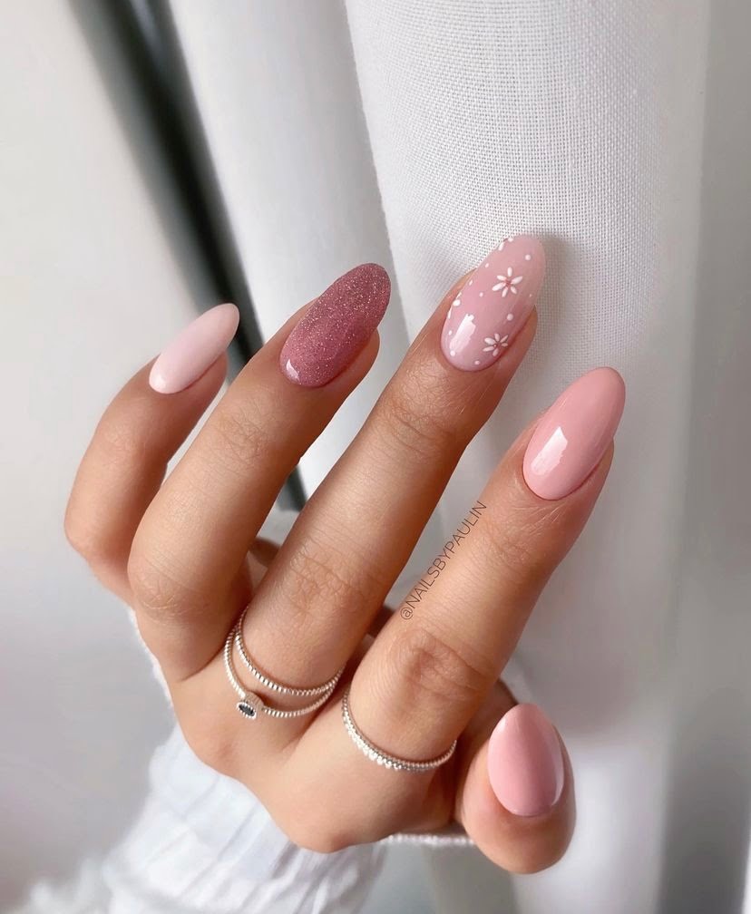 spring pink nails