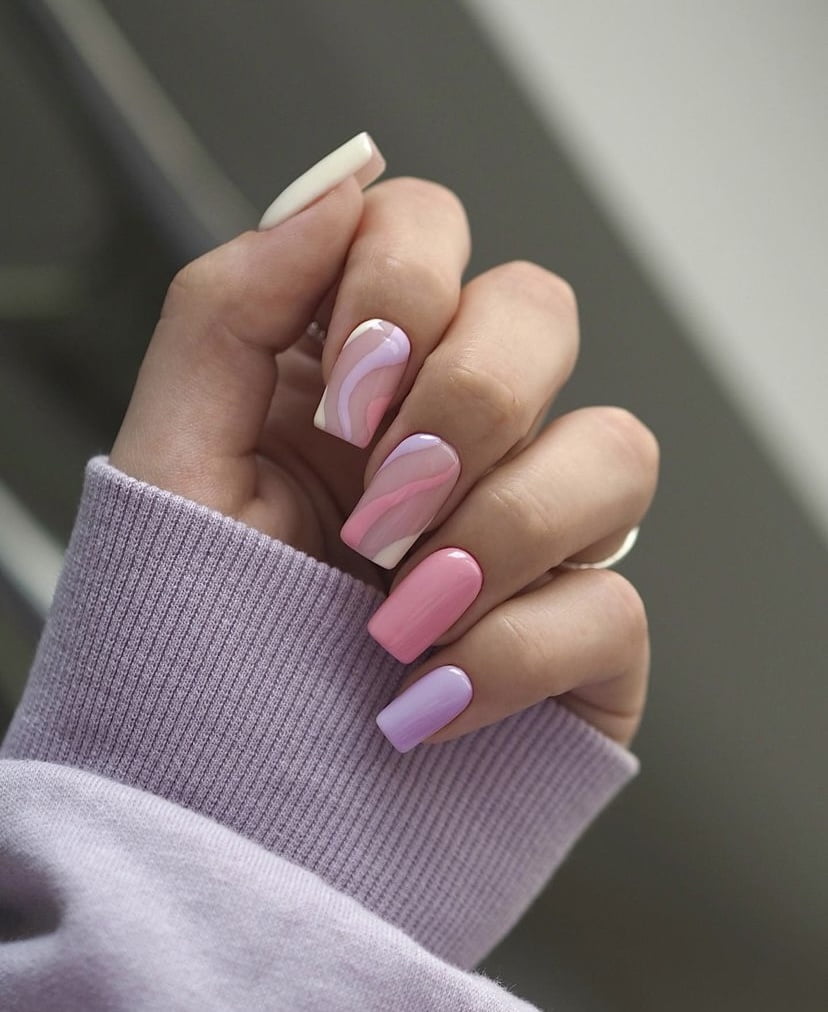 spring pink nails