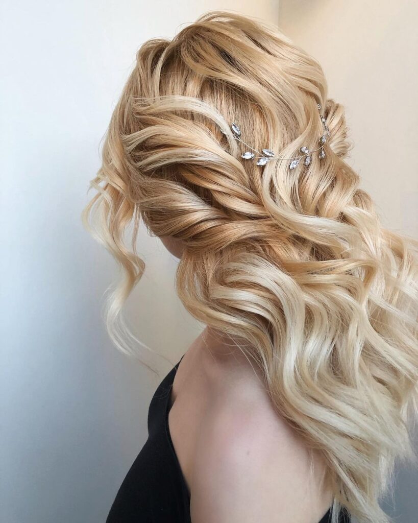 half up half down Prom Hairstyles