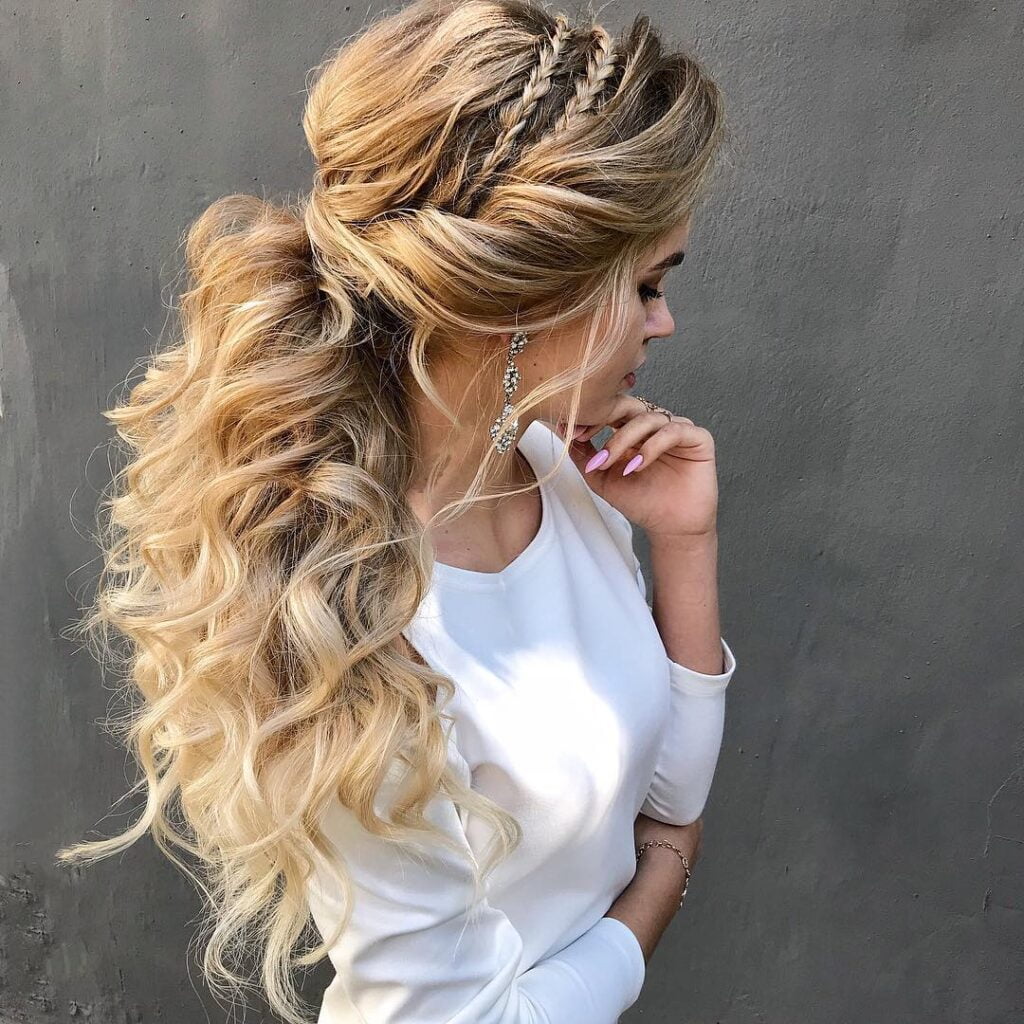 half up half down Prom Hairstyles
