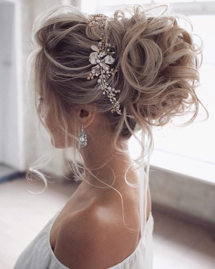 Updo prom Hairstyle
