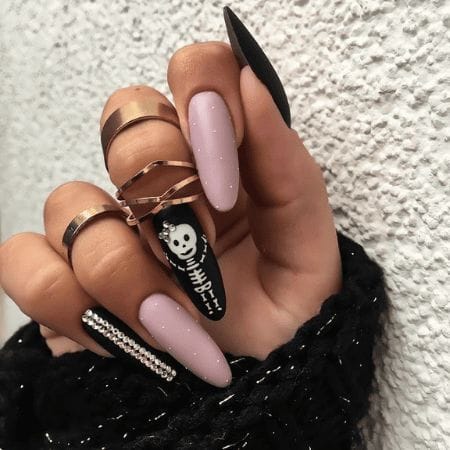 Dancing Skeleton Nails