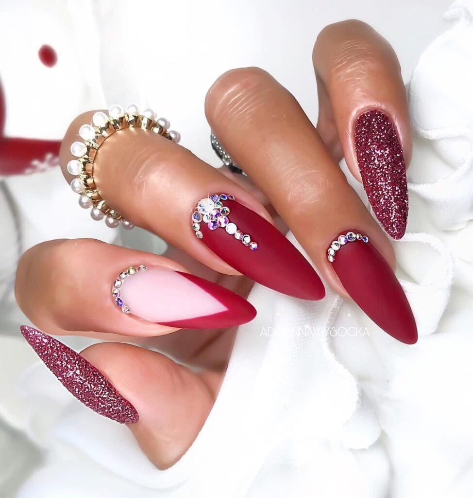 Glitter Christmas Nails 