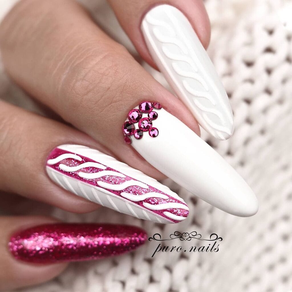 White Christmas Sweater Nails 