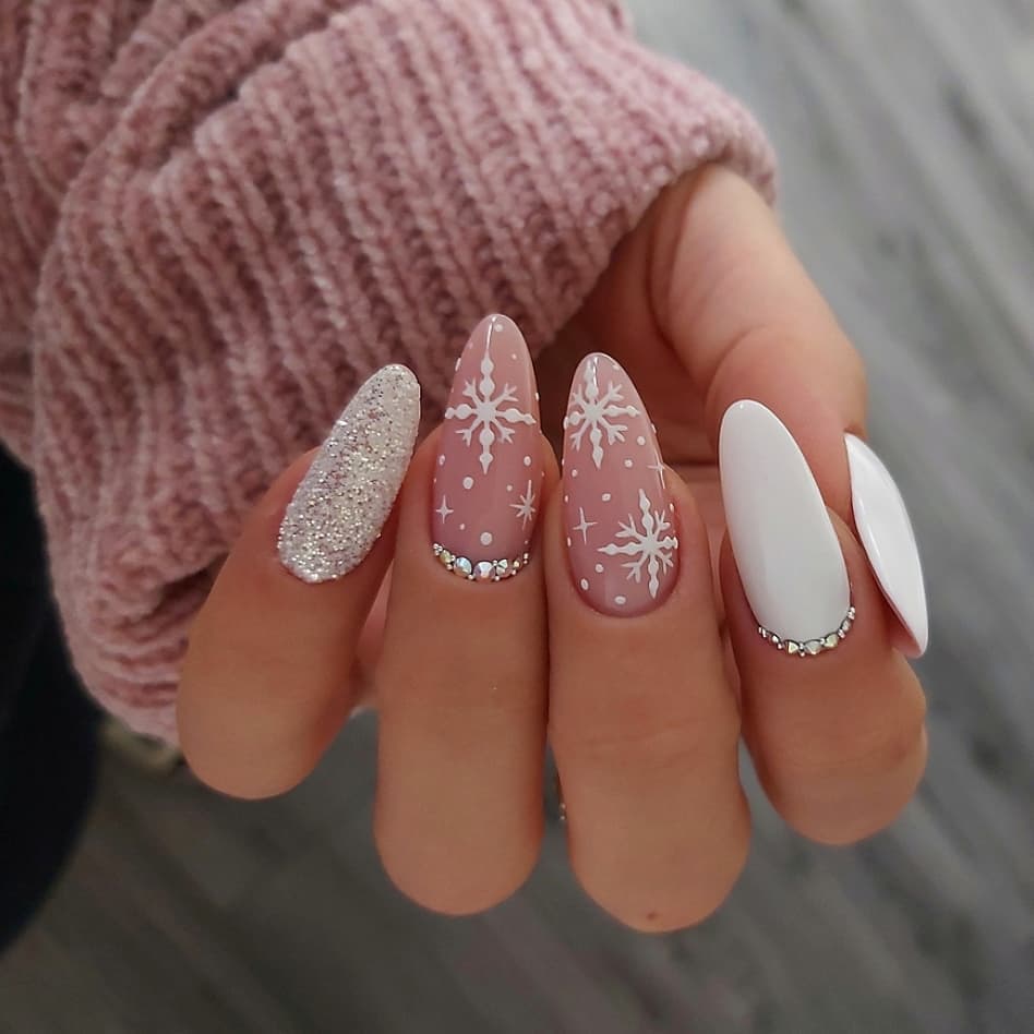 White Christmas Snowflake Nails