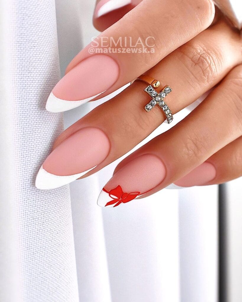 White Christmas Nails