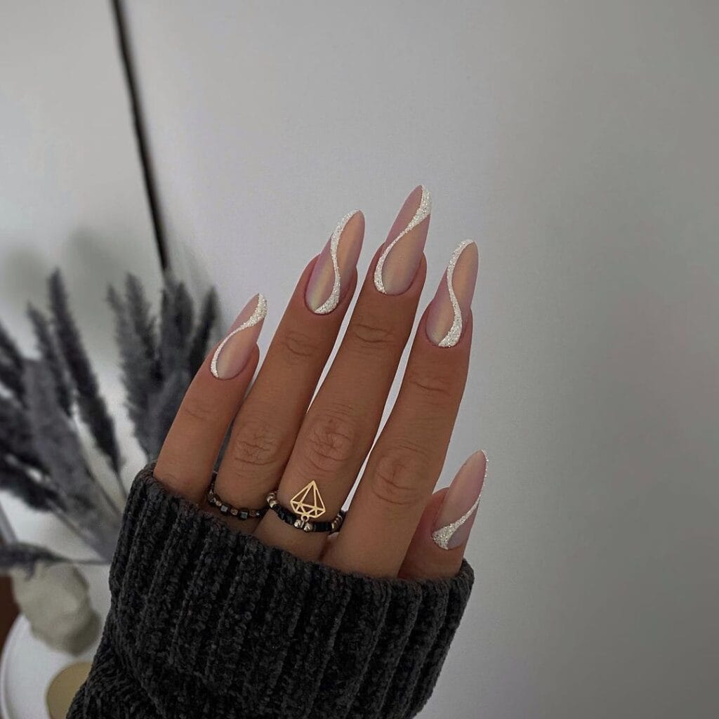 White Swirl Christmas Nails