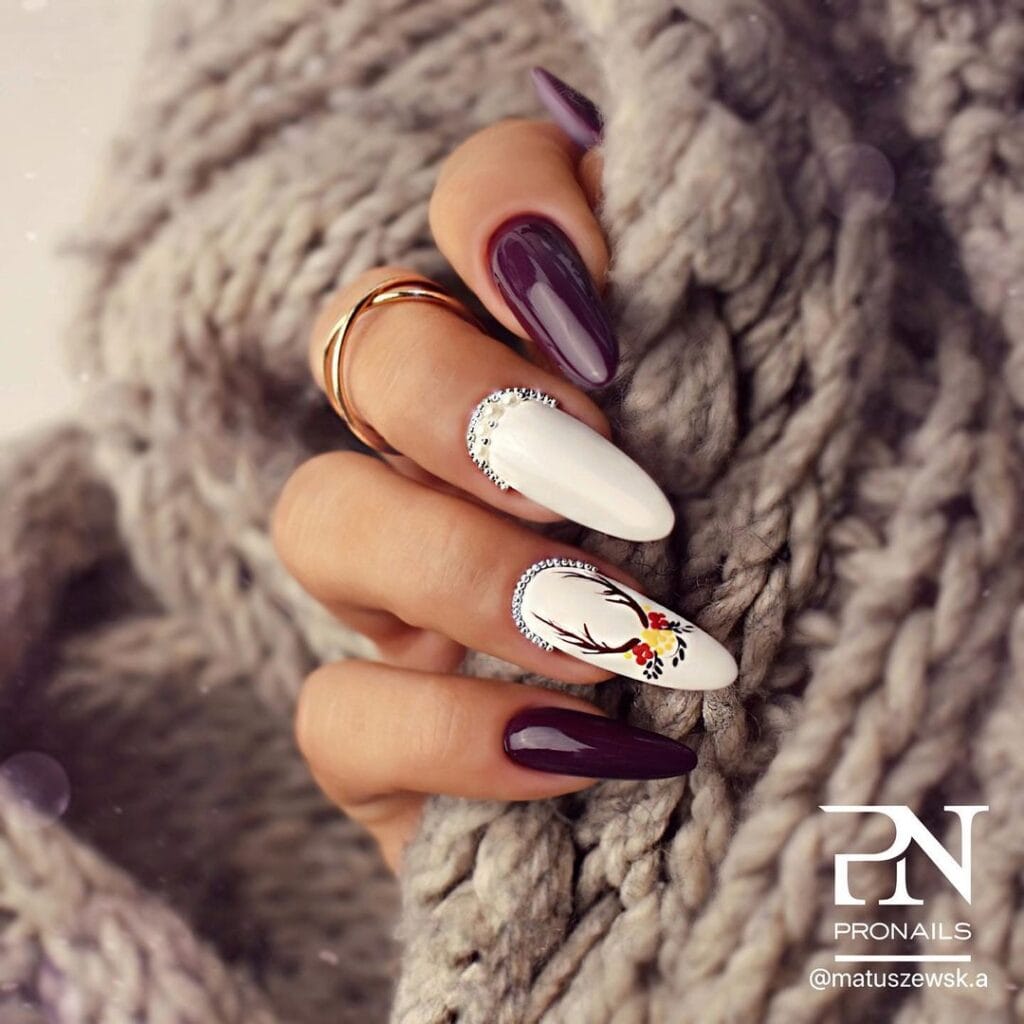 White Christmas Nails