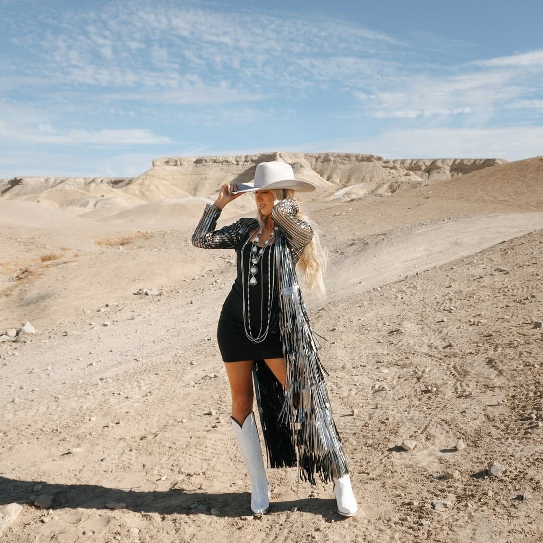 25+ Trendy Rodeo Outfits to Rock the Western Vibe - prettygirlythings.com