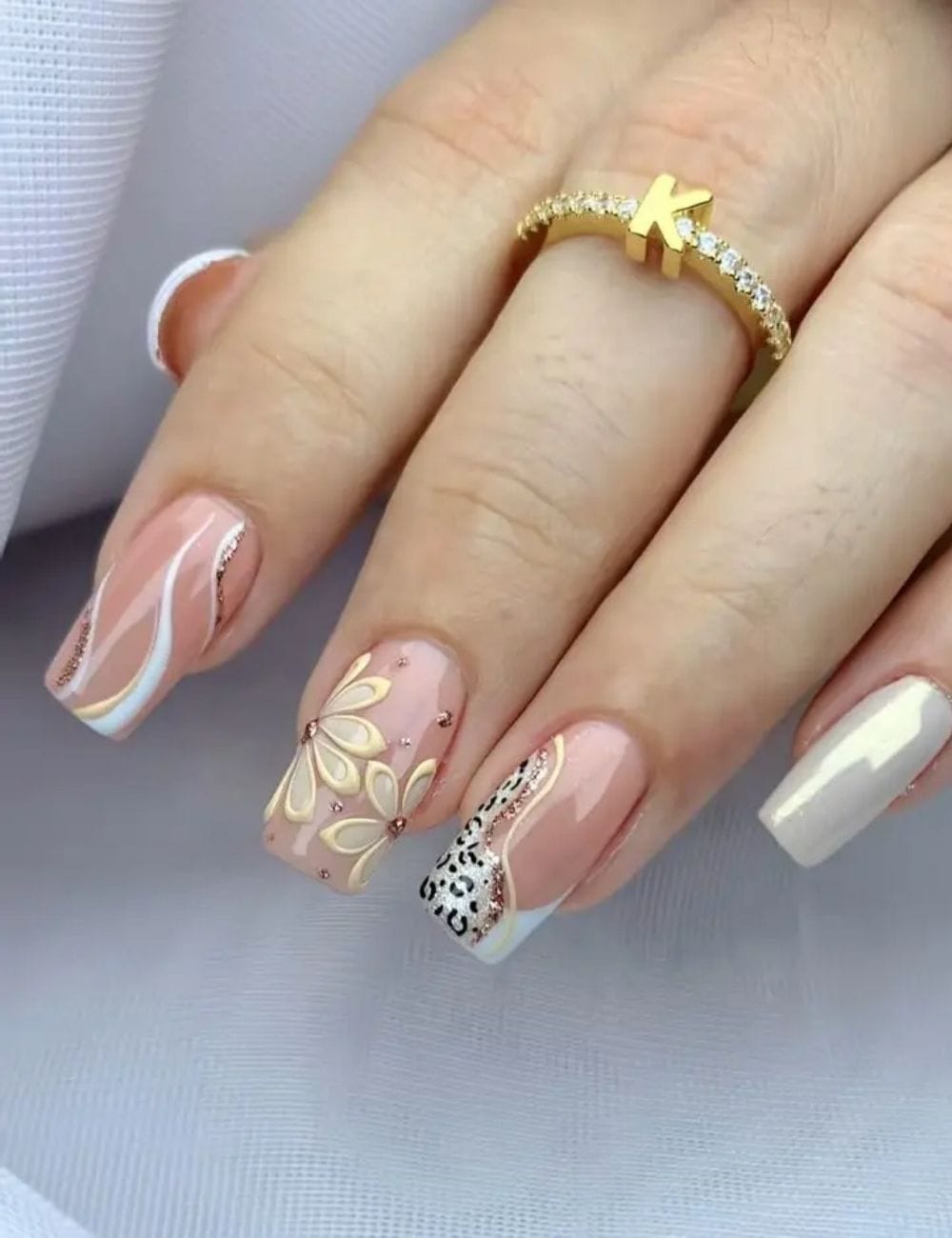 Leopard Print Nails