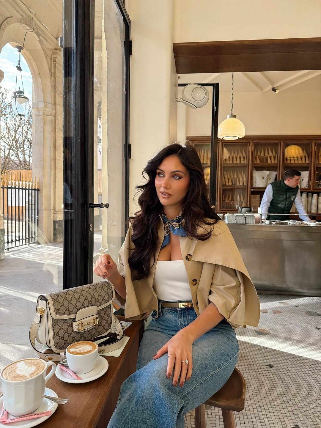 NYC Spring Outfits with Beige Cropped Trench Jacket with White Top and Blue Jeans