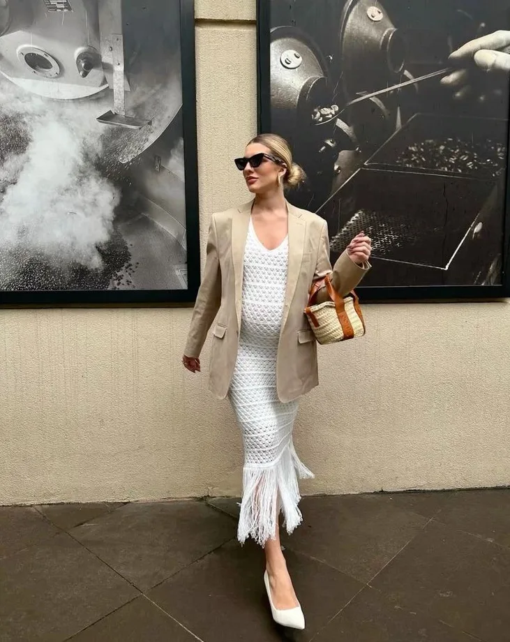 Spring Pregnancy Outfits Textured Knit Dress Blazer