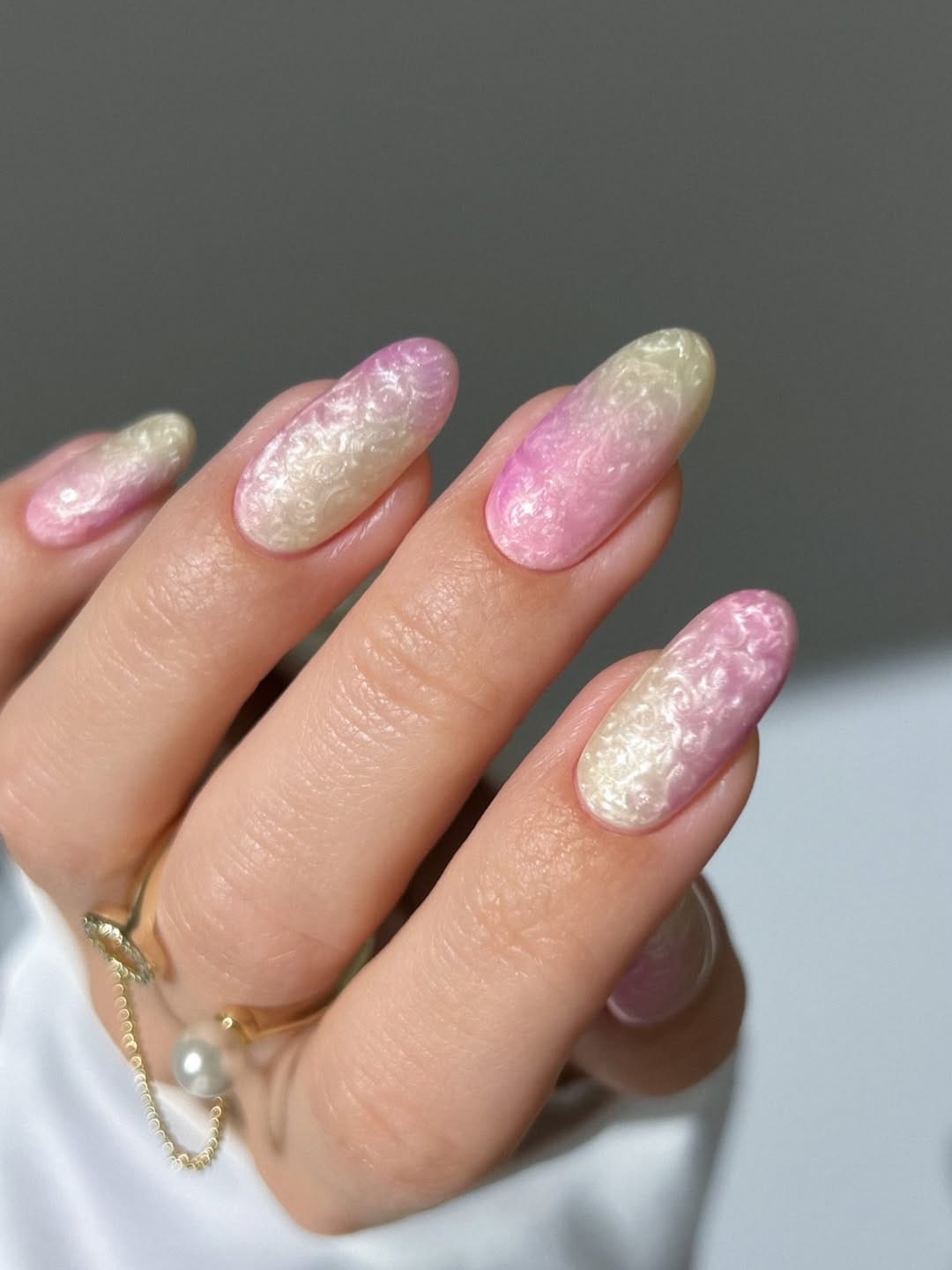 Pink and cream cloud texture nails for a soft nail trend 2026