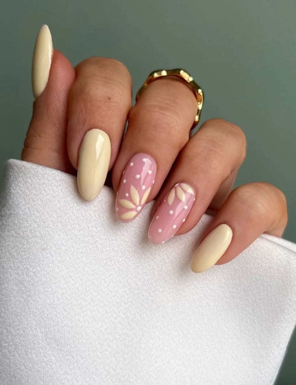 Polka Dot Nails