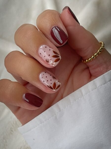 Burgundy short nails with wheat sprig autumn art